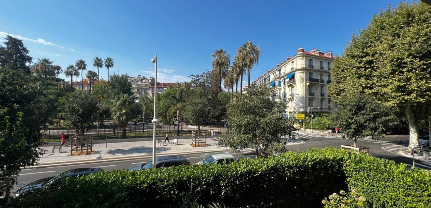 Nice – Carré d’Or – 2P – Immeuble bourgeois – Prestations luxueuses – Cave