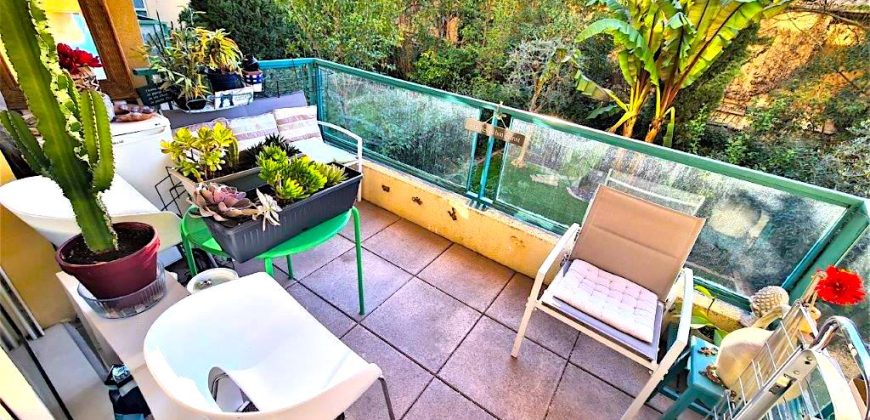 MENTON – Proche Centre – Bas BORRIGO – 2P – Terrasse de 30m2 – Parking privé