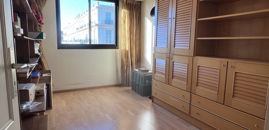 CIMIEZ  – T3 Grand 82m2, étage, terrasse, Garage fermé, vue ville et mer, Cave