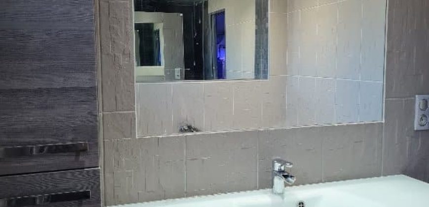 Maison avec Piscine , St André de la Roche – 3 chambres, terrain plat