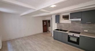 VIEUX NICE – PROCHE DU COURS SALEYA – 2/3 pièces 57 m2
