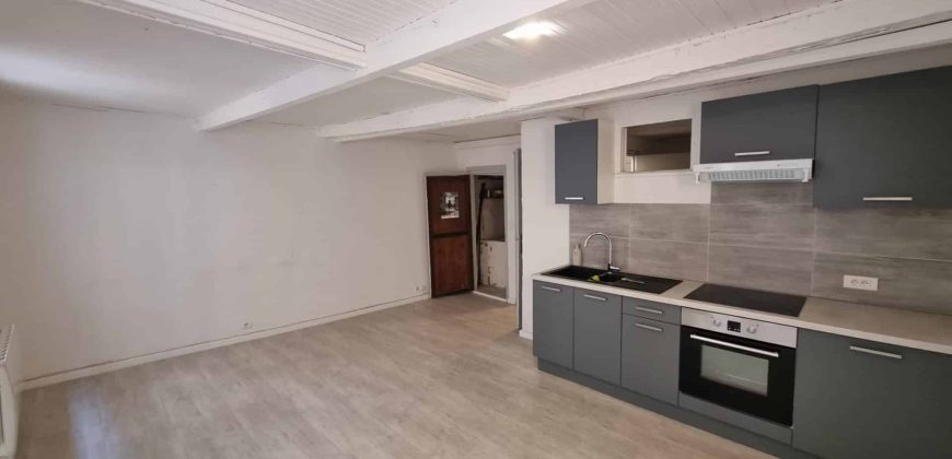 VIEUX NICE – PROCHE DU COURS SALEYA – 2/3 pièces 57 m2