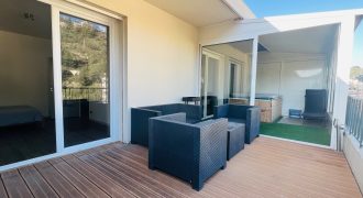 DERNIER ETAGE, bas bd Madeleine , 36,7 m² + superbe Terrasse 15m2 vue dégagée, immeuble Rometti 