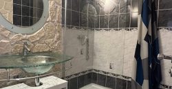 DERNIER ETAGE, bas bd Madeleine , 36,7 m² + superbe Terrasse 15m2 vue dégagée, immeuble Rometti 