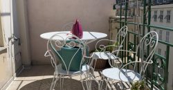 Nice Carré d’Or –  DERNIER ETAGE Sud  –  beau 3P + terrasse de 18m2 – ascenseur