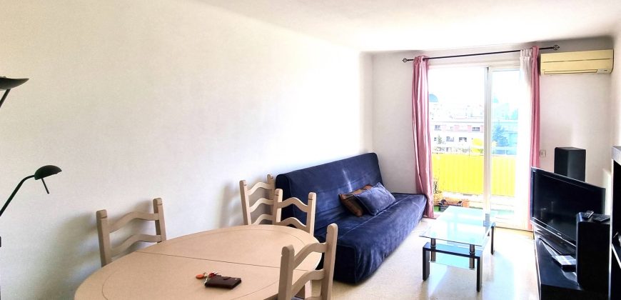 CIMIEZ – Appartement 3 pièces 55 m² – Etage élevé – Balcon Exposition Sud au calme total – Parking et Cave