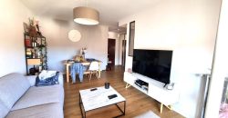 Nice Nord – Villa ARSON – Bel apparement 2 pièces de 55 m2 en étage avec terrasse, calme, Expo Sud, Belle vue dégagée.