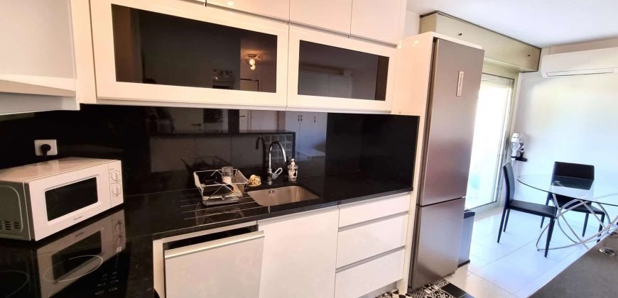 Bel Appartement 3 pièces avec terrasse, expo Sud – Roquebrune Cap Martin  – Proche Monaco – Garage et cave