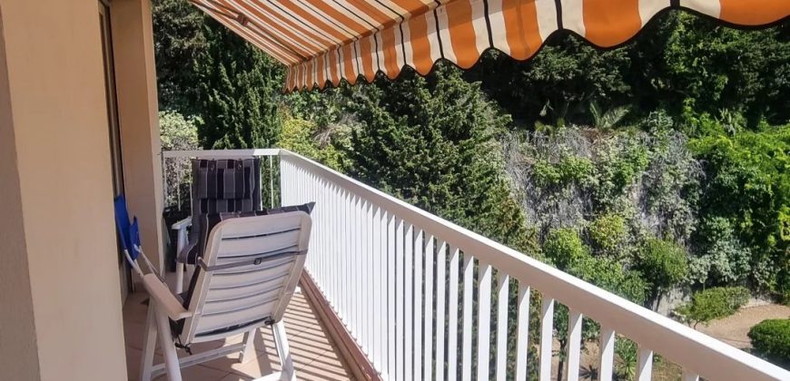 MENTON GARAVAN  à proximité du Port et de la Mer— Appartement 2 Pièces 43 m2 – dernier étage avec Terrasse – Garage et Cave.