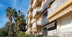 MENTON GARAVAN  à proximité du Port et de la Mer— Appartement 2 Pièces 43 m2 – dernier étage avec Terrasse – Garage et Cave.