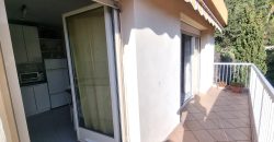 MENTON GARAVAN  à proximité du Port et de la Mer— Appartement 2 Pièces 43 m2 – dernier étage avec Terrasse – Garage et Cave.