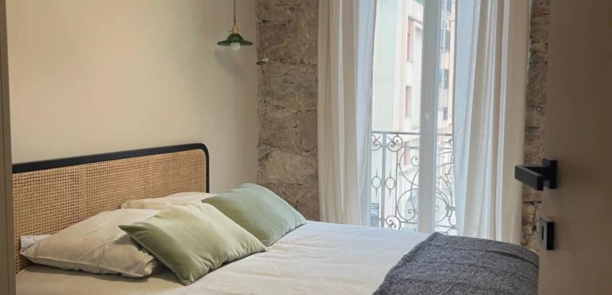 Nice PORT – BARLA –  superbe 3P rénové avec terrasse