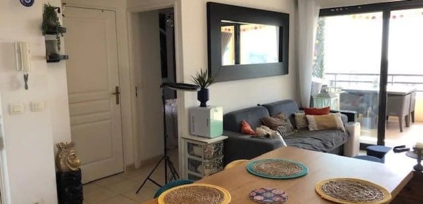 NICE – 2P, Vue mer avec Parking – Grand Corniche