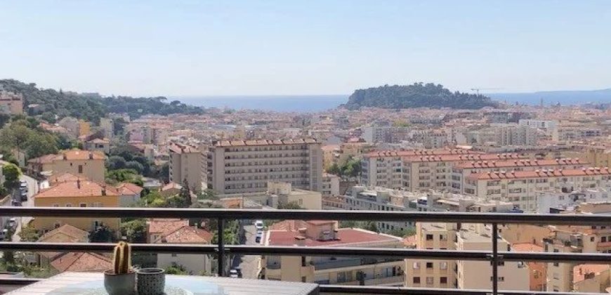 NICE – 2P, Vue mer avec Parking – Grand Corniche
