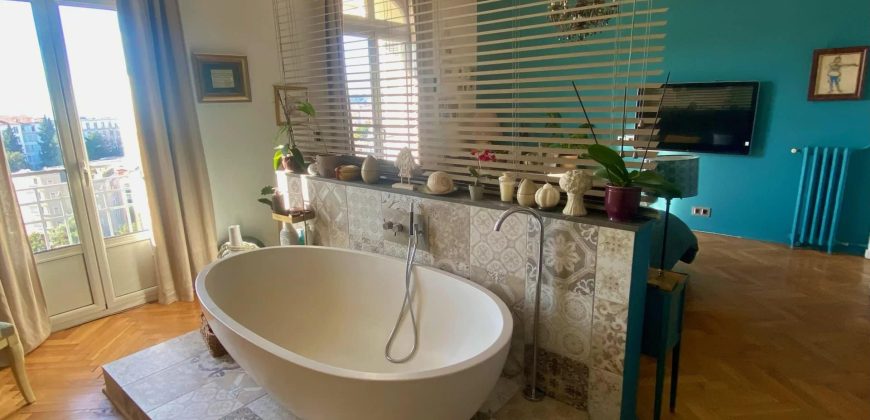 Nice Cimiez – Spacieux bourgeois 4p rénové -157m2- vue Mer – SUD