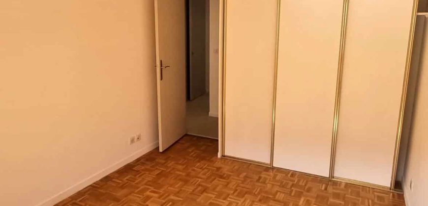 Nice Centre – Carré d’Or – Bel Appartement 4 pièces de 85 m2 entièrement Rénové.