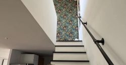 Nice Nord – Belle Maison superficie 95 m2 (Extension possible)  sur un beau terrain plat de 1000 m2 – piscine – Parking et Garage.