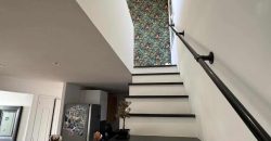 Nice Nord – Belle Maison superficie 95 m2 (Extension possible)  sur un beau terrain plat de 1000 m2 – piscine – Parking et Garage.