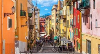 Très beau Snack – Restauration rapide – Très bel Emplacement – Rue Passante – Coeur du Vieux Nice
