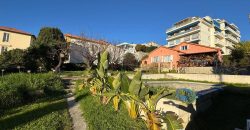 Nice Nord – Belle Maison superficie 95 m2 (Extension possible)  sur un beau terrain plat de 1000 m2 – piscine – Parking et Garage.