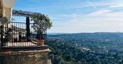 Village St Paul de Vence – 2p avec vue féérique + Grenier aménageable