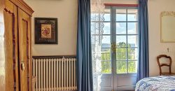 Villa Villecroze, proche village, plein sud, piscine, superbe terrain