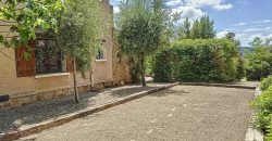 Villa Villecroze, proche village, plein sud, piscine, superbe terrain