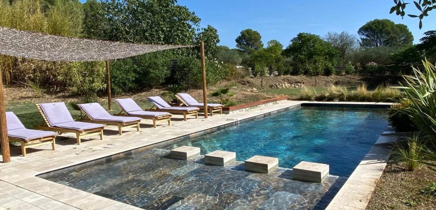 Salernes – Superbe maison écologique avec piscine, terrain, Excellent état ! un havre de paix