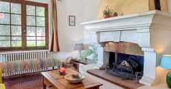 Villa Villecroze, proche village, plein sud, piscine, superbe terrain