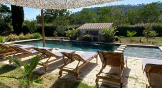 Salernes – Superbe maison écologique avec piscine, terrain, Excellent état ! un havre de paix