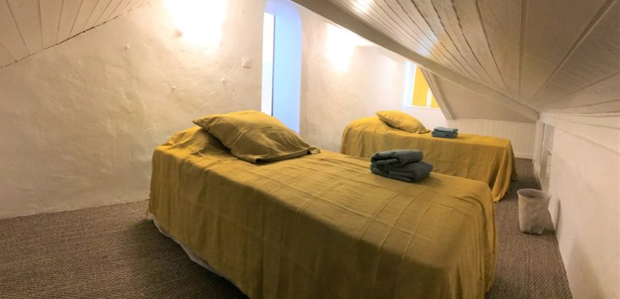 Nice- Vieux Nice-  4P meublé –  forte rentabilité, 50m du Cours et Mer