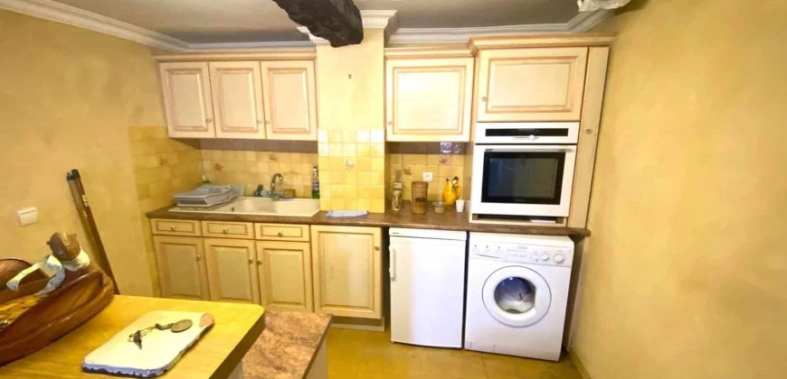 Commune de Peyroules – Appartement 2 pièces de 39m2 et grande cave et jardin