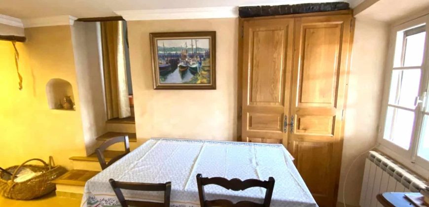 Commune de Peyroules – Appartement 2 pièces de 39m2 et grande cave et jardin