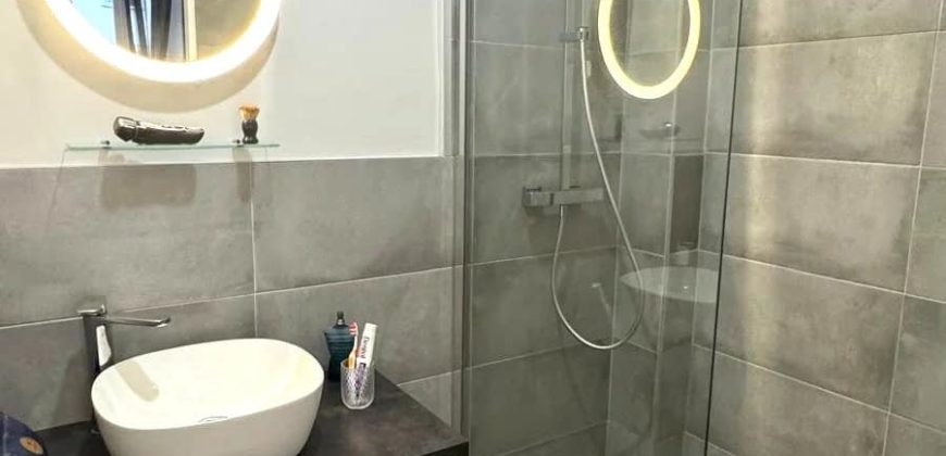 Beau Studio 32 m2 – Immeuble Art Déco – Secteur Tzarewitch – Nice Centre
