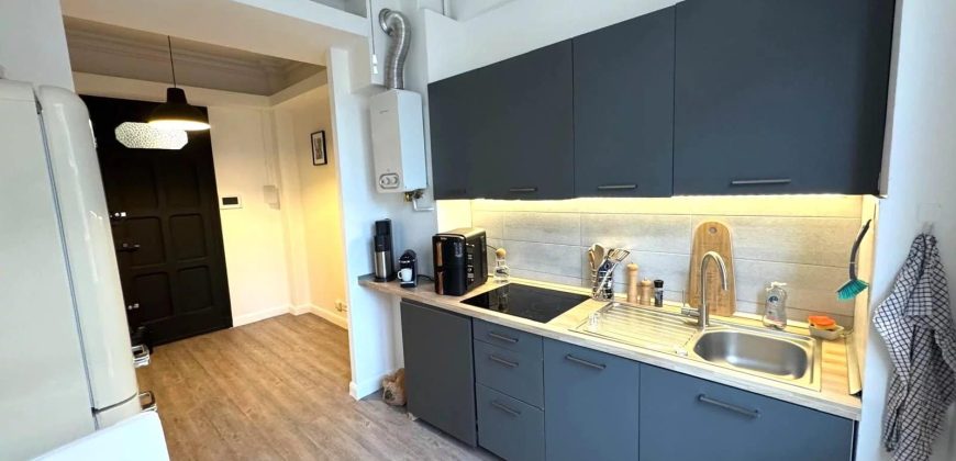 Beau Studio 32 m2 – Immeuble Art Déco – Secteur Tzarewitch – Nice Centre