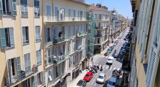 Bel appartement 2 pièces – 46 m2 – Etage élevé – Nice Centre Ville – Secteur Lépante.