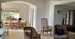 Bastide d’exception à vendre en Provence – Domaine privé, authenticité et élégance