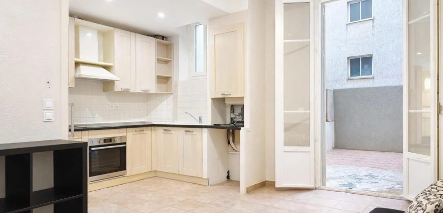 Appartement 3 p 48 m2 Nice Saint Roch terrasse 16 m2