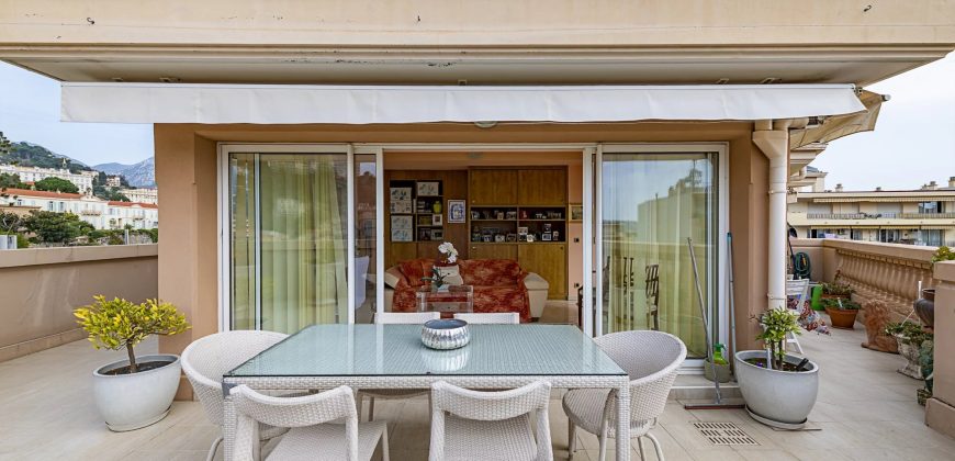 Magnique Appartement Penthouse – 4 pièces avec terrasse de 60 m2 en Dernier Etage