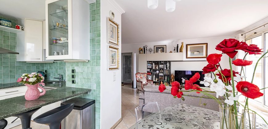 Magnique Appartement Penthouse – 4 pièces avec terrasse de 60 m2 en Dernier Etage