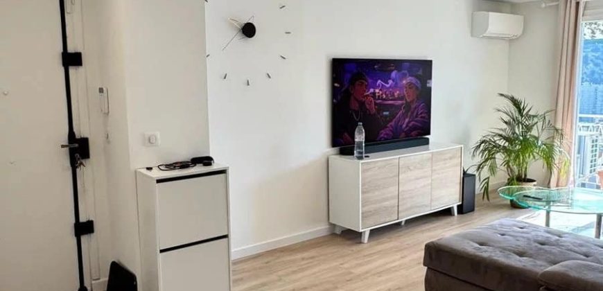 Nice Cimiez – Spacieux bourgeois 4p rénové -157m2- vue Mer – SUD