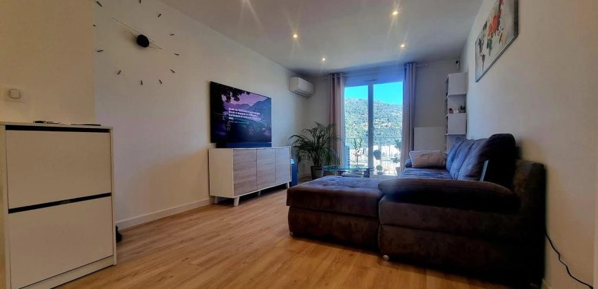 Nice Cimiez – Spacieux bourgeois 4p rénové -157m2- vue Mer – SUD
