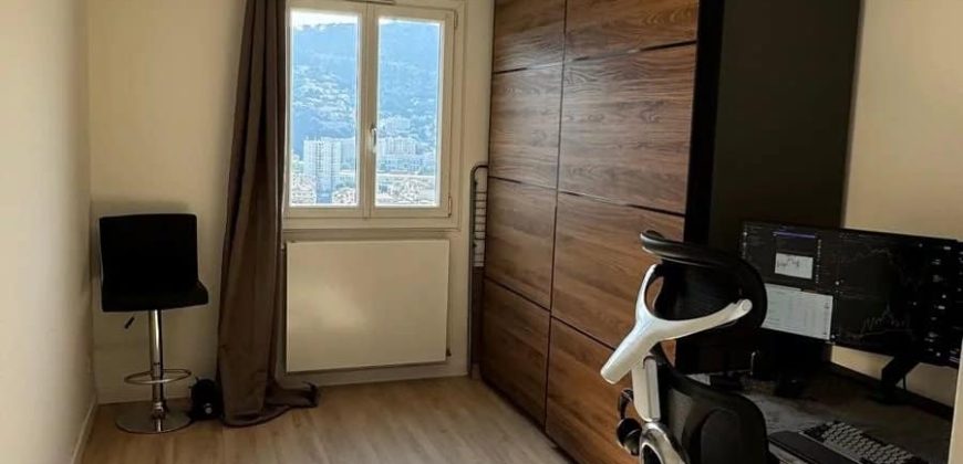 Nice Cimiez – Spacieux bourgeois 4p rénové -157m2- vue Mer – SUD