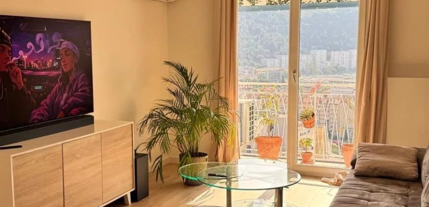 Nice Cimiez – Spacieux bourgeois 4p rénové -157m2- vue Mer – SUD