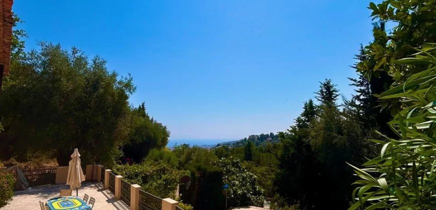 NICE – RIMIEZ | Élégante propriété de caractère dans un domaine privé