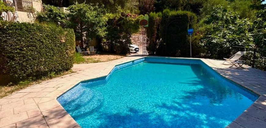 NICE – RIMIEZ | Élégante propriété de caractère dans un domaine privé