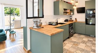 Gattières – 2P et 680m2 de jardin – Rénovation de qualité / Verdure et